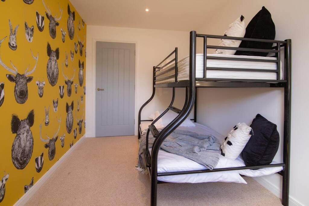 Вилла Calm Scottish Country Escape With Hot Tub Sleeps 6 Инвернесс Экстерьер фото