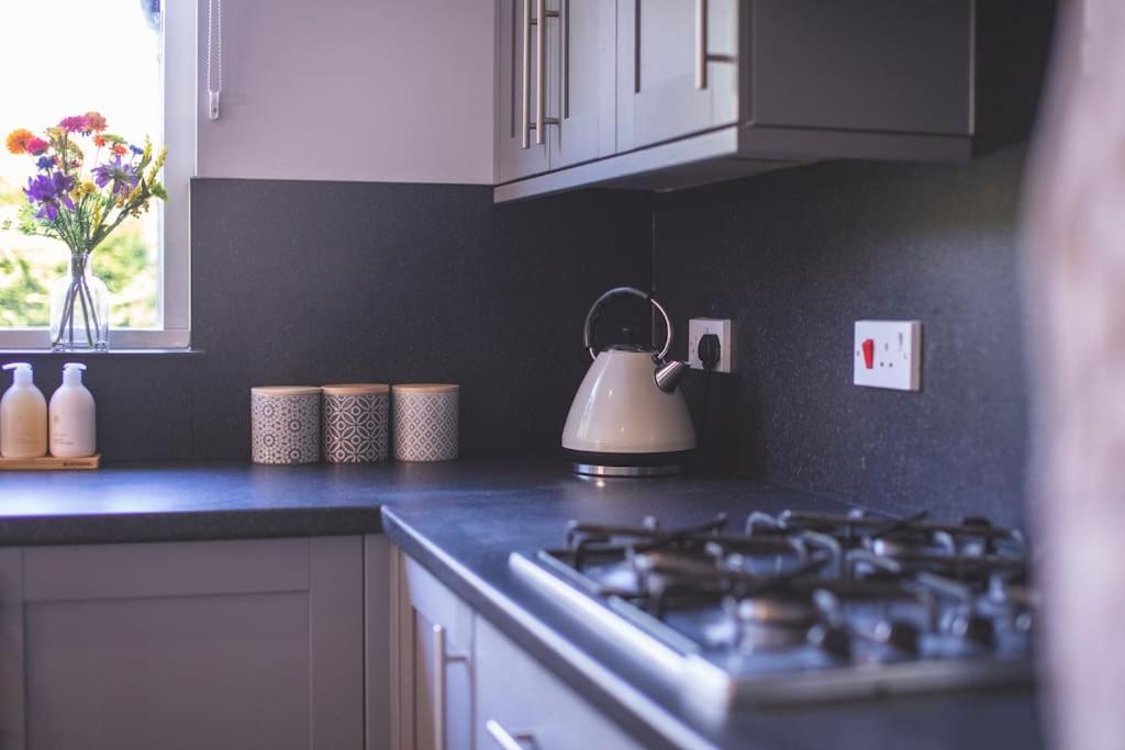 Вилла Calm Scottish Country Escape With Hot Tub Sleeps 6 Инвернесс Экстерьер фото